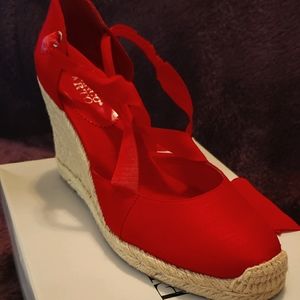 Womens shoes